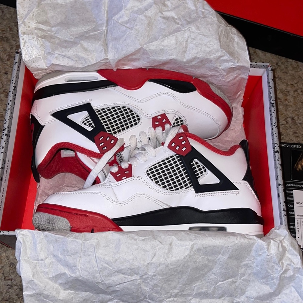 Air Jordon 4 Retro OG Fire Red “2020”